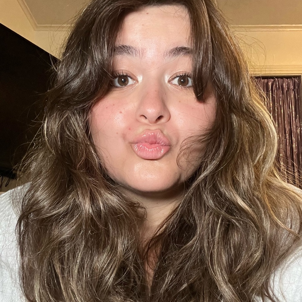 Meet your Posher, Megan